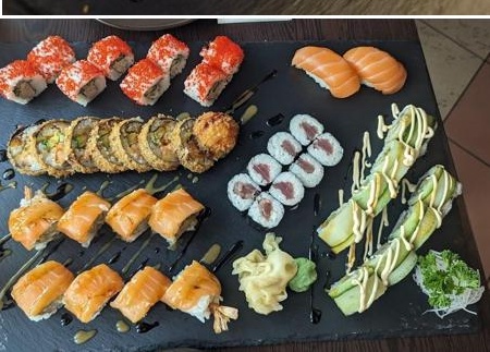 Sushi-Platte zum Teilen